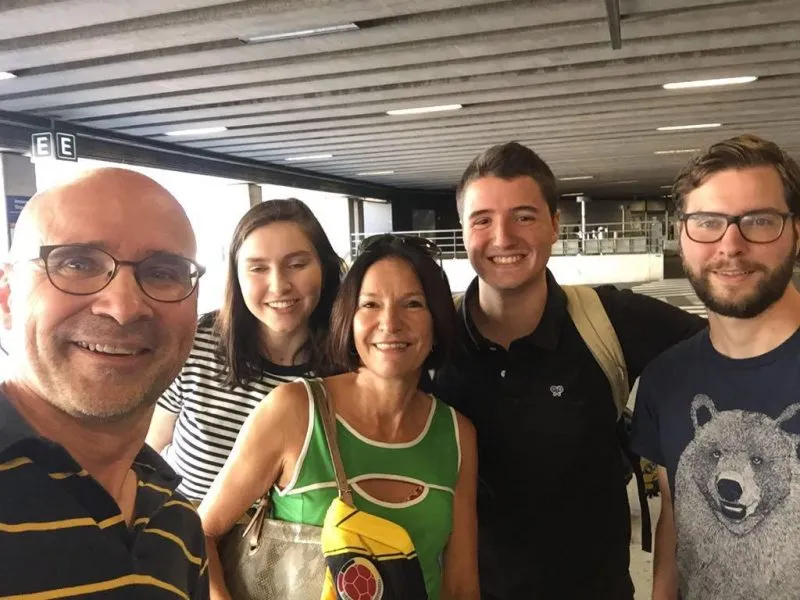 Profesores y comunidad de inglés en Colombia — red de expats en Bogotá y Medellín